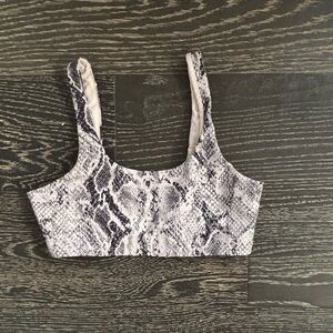 ALO Yoga Cream Top